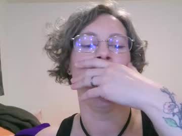 Ameliaishka Chaturbate stream image from May 15, 2026