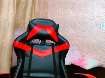 Bella_Stone20 Chaturbate stream image from May 15, 2026
