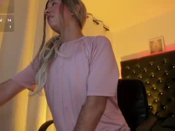 Bellaroge Chaturbate stream image from May 15, 2026
