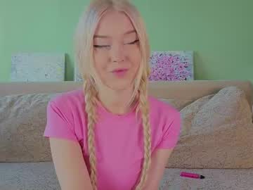 Shanelbayerr Chaturbate stream image from May 15, 2026