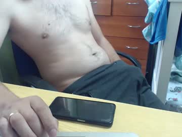 Yuzik34 Chaturbate stream image from May 15, 2026
