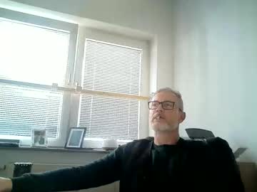 Hering76 Chaturbate stream image from May 15, 2026