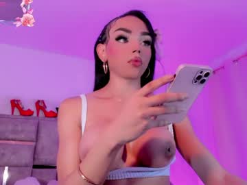 Miia_Sophia Chaturbate stream image from May 15, 2026