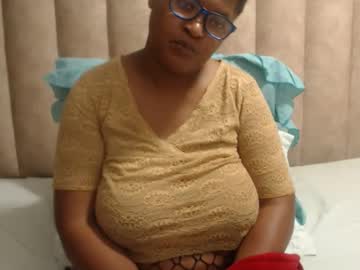 Sexybustyxx Chaturbate stream image from May 15, 2026
