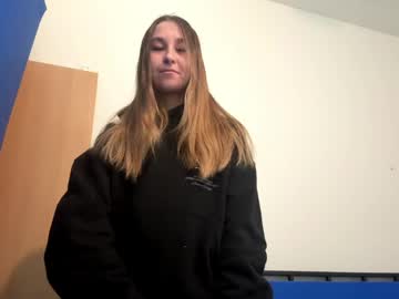 Angelpuffx Chaturbate stream image from May 15, 2026