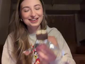 Fantasyella Chaturbate stream image from May 15, 2026