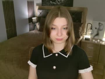 Rinacake Chaturbate stream image from May 15, 2026