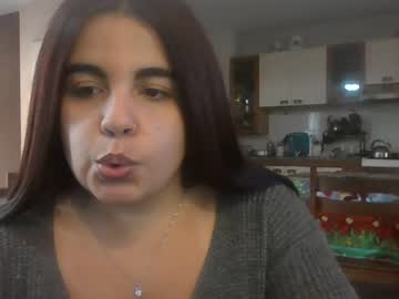 Betty_Cole Chaturbate stream image from May 15, 2026