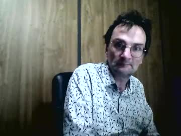 Chsuceuseabeauptiq Chaturbate stream image from May 15, 2026
