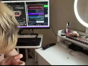 Zielloos Chaturbate stream image from May 15, 2026