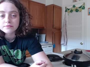 Strawberrylotsacake Chaturbate stream image from May 15, 2026