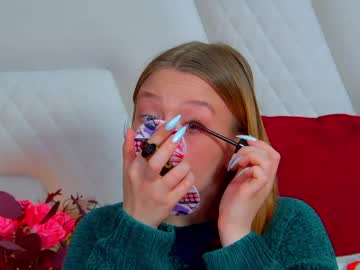 Beatricebinoche Chaturbate stream image from May 15, 2026
