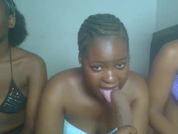 Hot_Desarie Chaturbate stream image from May 15, 2026