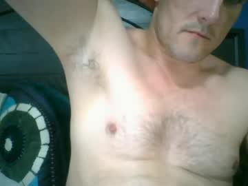 Theoutfitter Chaturbate stream image from May 15, 2026