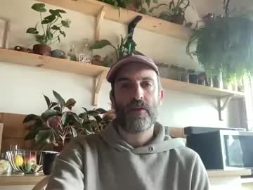 Whiskylovexxx Chaturbate stream image from May 15, 2026