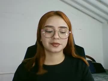 Carolinnapinkman Chaturbate stream image from May 15, 2026