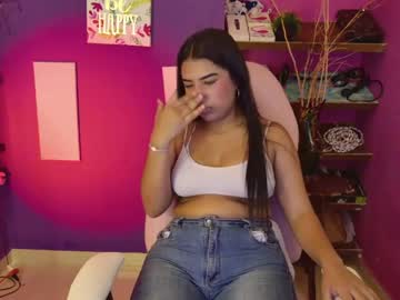 Naomiluxe Chaturbate stream image from May 15, 2026