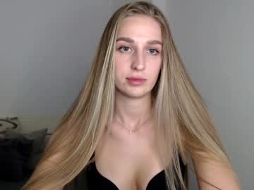 Femkedejager Chaturbate stream image from May 15, 2026