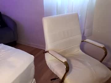 Fitandfriskyfunxxx Chaturbate stream image from May 15, 2026