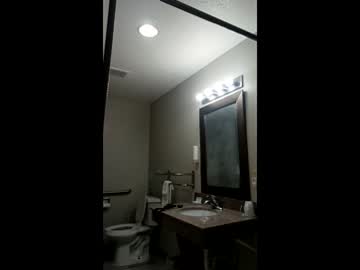 Neevagohard Chaturbate stream image from May 15, 2026