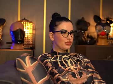 Mistresskellykent Chaturbate stream image from May 16, 2026
