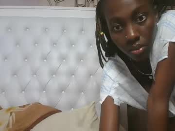 Sweetnovah Chaturbate stream image from May 16, 2026