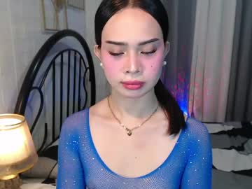 Hoelymolly Chaturbate stream image from May 16, 2026