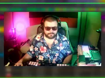 Somebodyneutral Chaturbate stream image from May 16, 2026