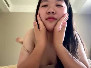 Gloria_Lin Chaturbate stream image from May 16, 2026