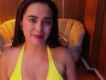 Rochi_Cherry_B Chaturbate stream image from May 16, 2026