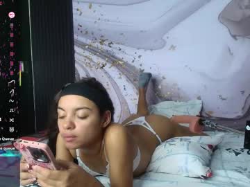 Chaarlotte_Foxx Chaturbate stream image from May 16, 2026