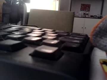 Erwinchatur Chaturbate stream image from May 16, 2026
