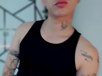 Kiss_Whitee Chaturbate stream image from May 16, 2026
