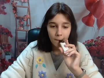Letty_Curly Chaturbate stream image from May 16, 2026