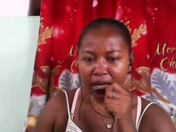 Abella677022 Chaturbate stream image from May 16, 2026