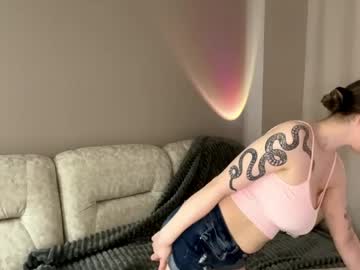 Bornsexyesterday Chaturbate stream image from May 16, 2026
