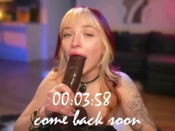 Suk_Ki Chaturbate stream image from May 16, 2026
