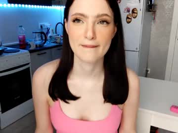 Juanitacalcano Chaturbate stream image from May 16, 2026
