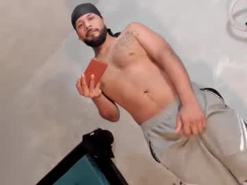 Maikol_20cm Chaturbate stream image from May 16, 2026
