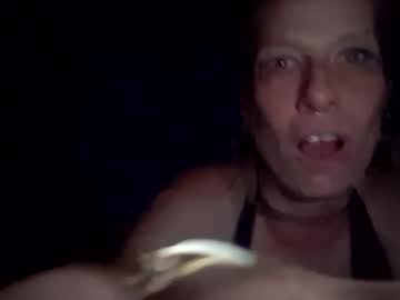 Gutterfly86 Chaturbate stream image from May 16, 2026