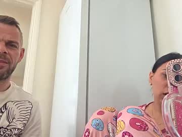Zuzy2000 Chaturbate stream image from May 16, 2026