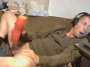 Toyboy5546 Chaturbate stream image from May 16, 2026