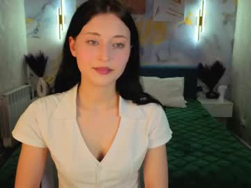 Tracey_Gill Chaturbate stream image from May 16, 2026