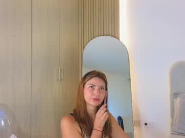Jessey_Adams Chaturbate stream image from May 16, 2026