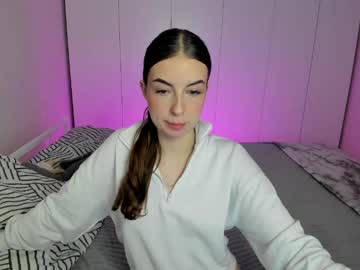 Kelly_Sal Chaturbate stream image from May 16, 2026