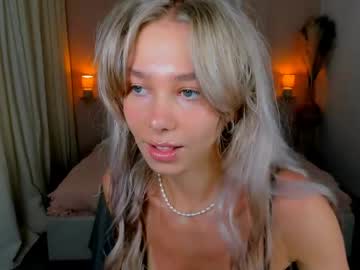 Lulualise Chaturbate stream image from May 16, 2026
