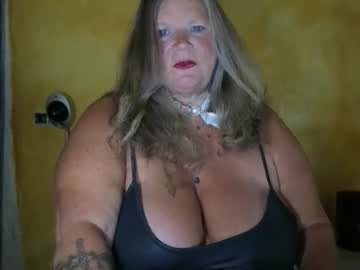 Vampwoman Chaturbate stream image from May 16, 2026
