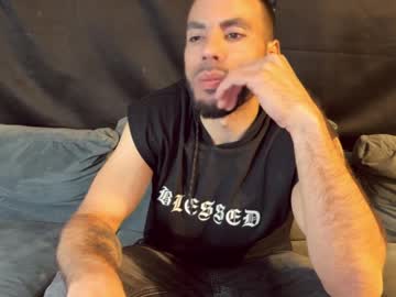 Jcmax305 Chaturbate stream image from May 16, 2026