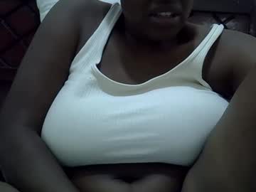 Kelly_Jones9 Chaturbate stream image from May 16, 2026