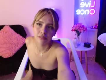 Jeni_Fire Chaturbate stream image from May 16, 2026
